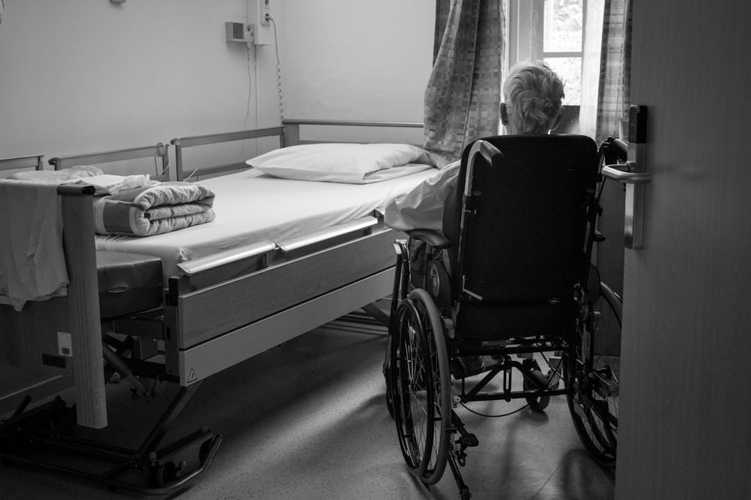 Why Hiring a Nursing Home Abuse Lawyer Is a Smart Move